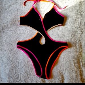 Victoria’s Secret swim suit small new no tag